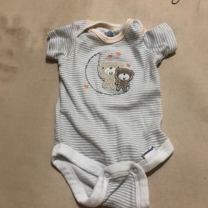 Newborn bear onesies bundle
